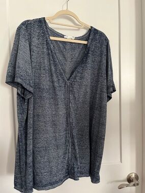 Threads 4 Thought Heathered Slate Blue V-Neck Top